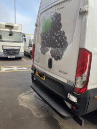 22 plate Iveco daily with factory fitted step